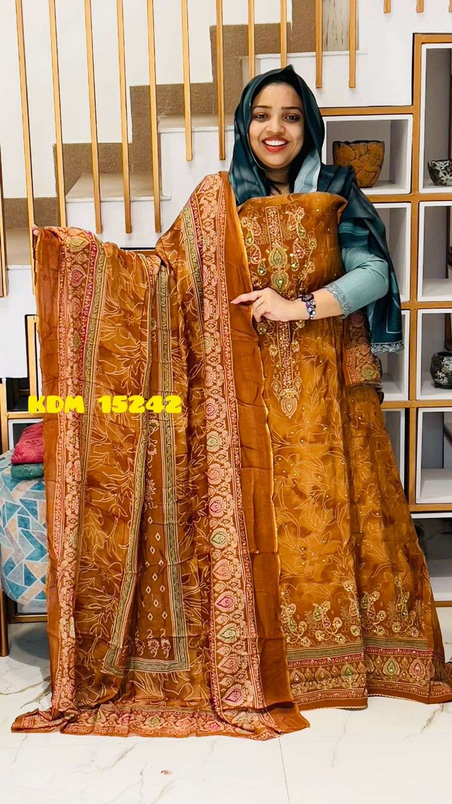 Unstitched Churidar - Image 3