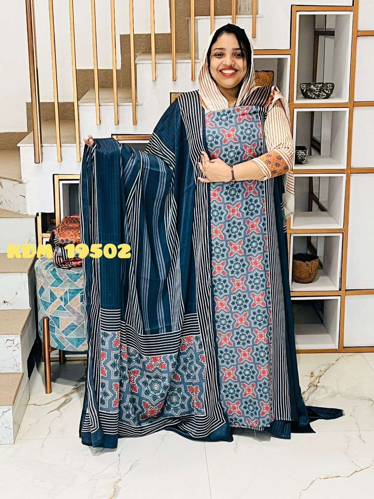 Unstitched Churidar - Image 2