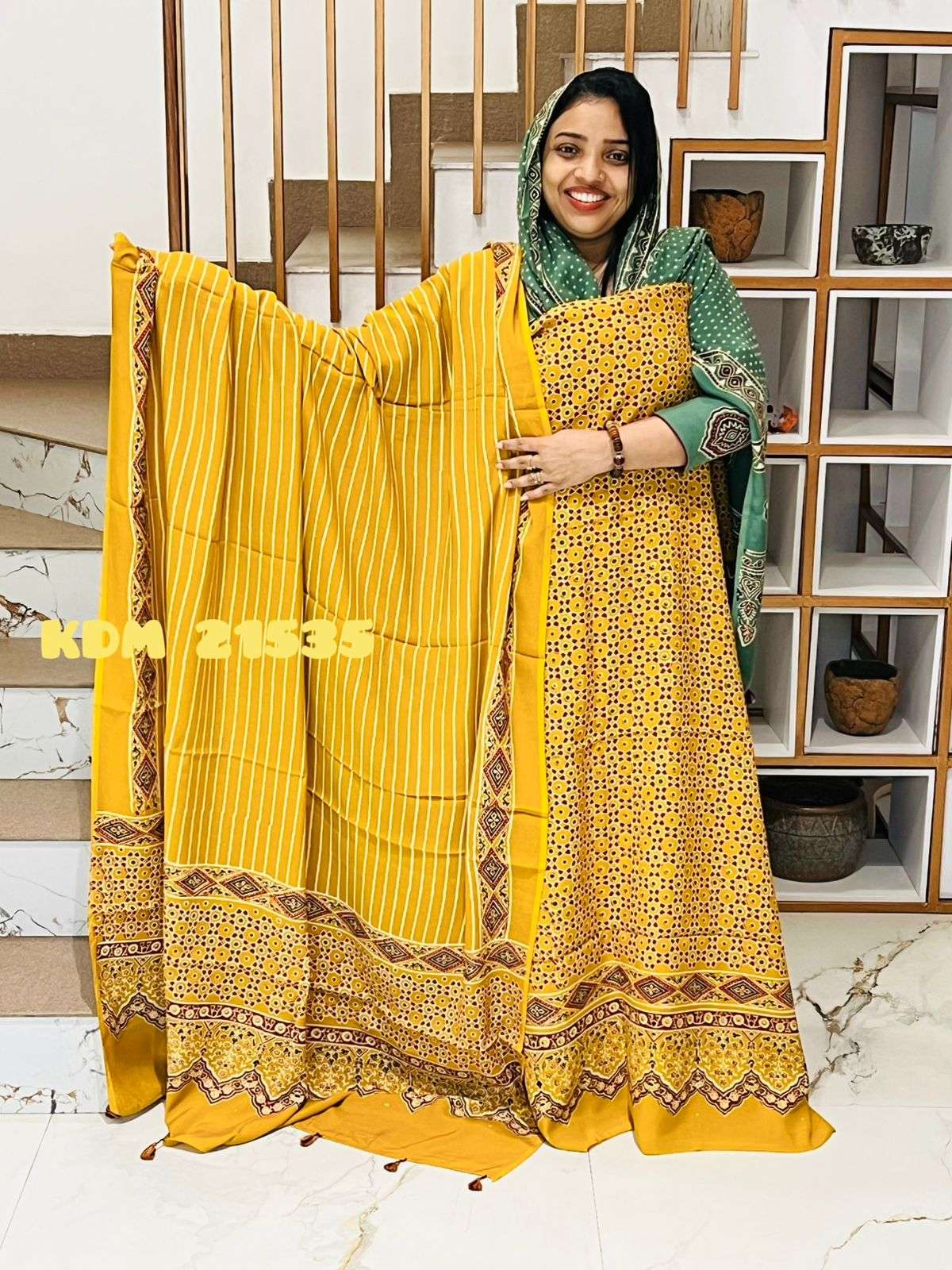 Unstitched Churidar - Image 2