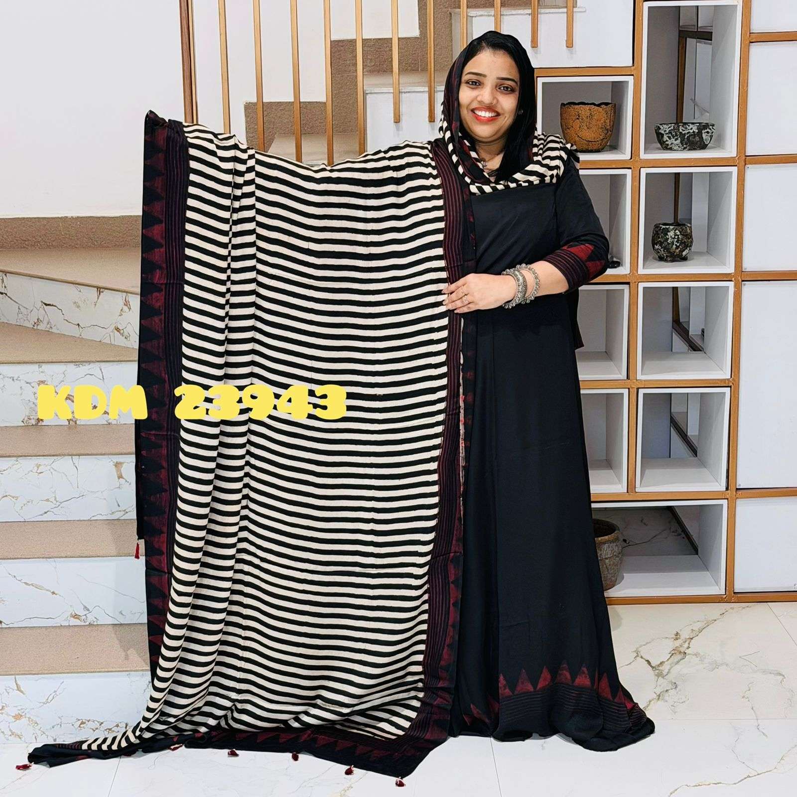 Unstitched Churidar - Image 2